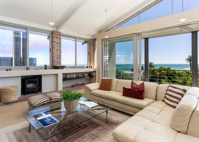 Ocean View Luxury Villa With Pool - Camps Bay