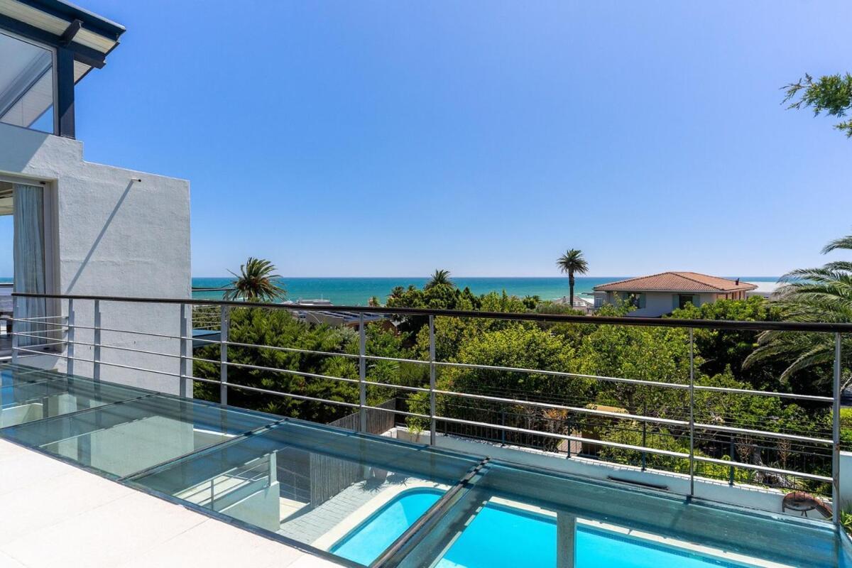 Ocean View Luxury With Pool - Camps Bay Cape Town