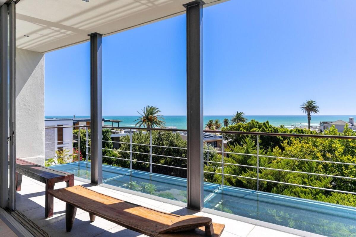 Ocean View Luxury With Pool - Camps Bay Villa Cape Town